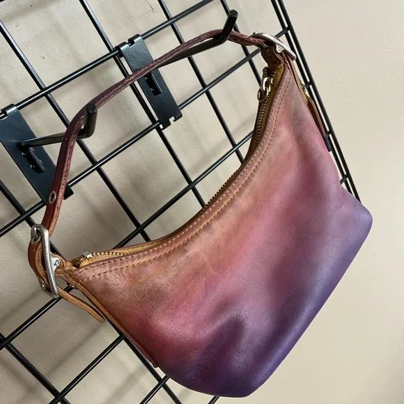 Recycled Riot Coach sunset gradient Legacy baguette, very y2k, lovely patina. - Picture 3 of 10